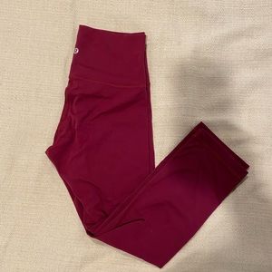 Lululemon Wunder Under 21” crop